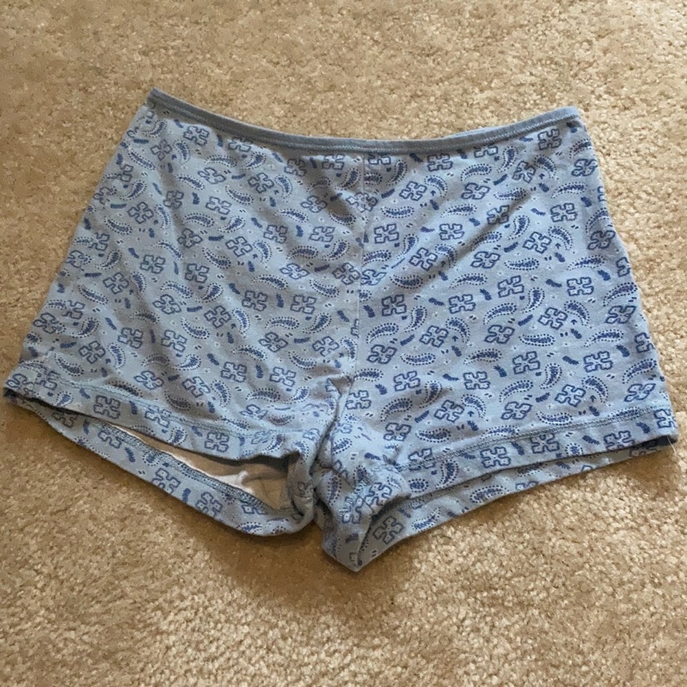 Patterned sleep shorts